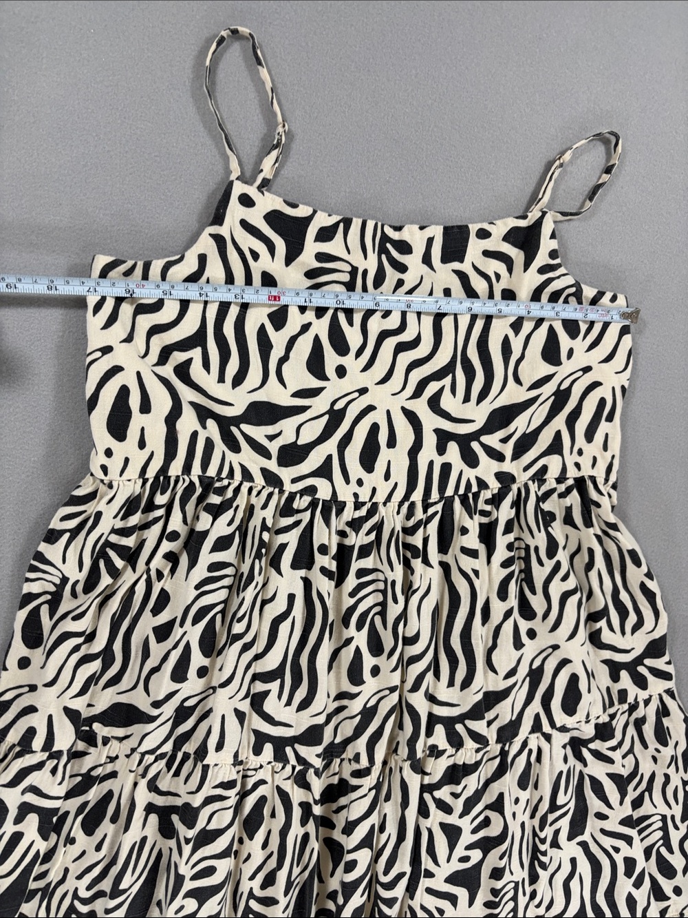 Billabong cotton/linen midi dress M cream/ gray. - Picture 6 of 10